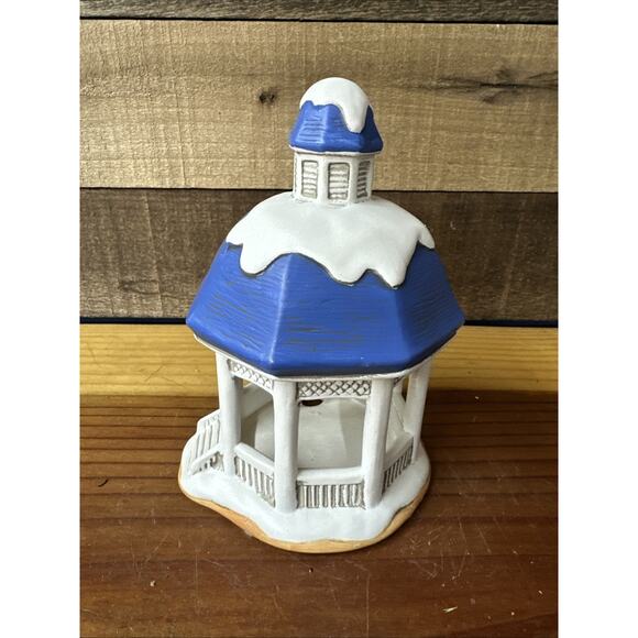 Lefton Colonial Village Blue Gazebo #00227 Christmas Holiday Vtg 1991 CHRISTMAS - Picture 4 of 5